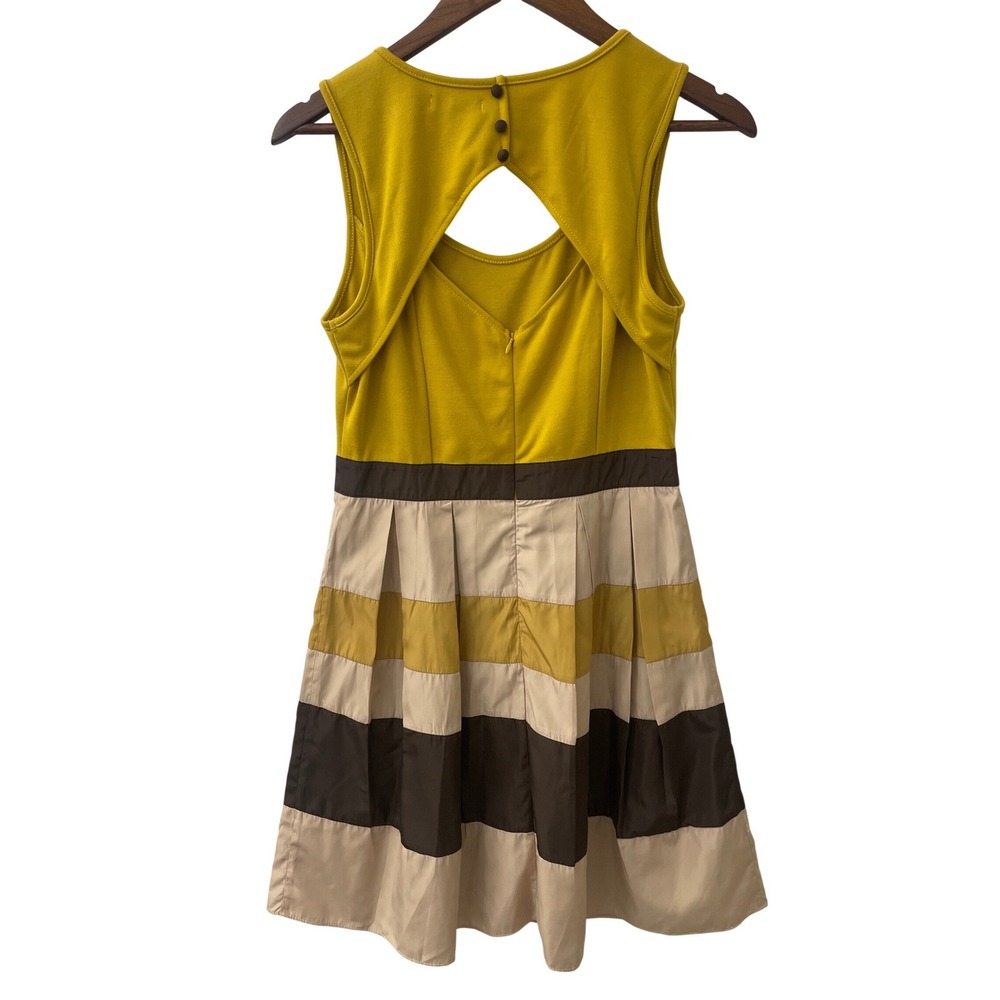 Ryu Anthropologie Yellow Striped Floral Fit Flare Dress Cutout Back Womens M - Picture 4 of 7